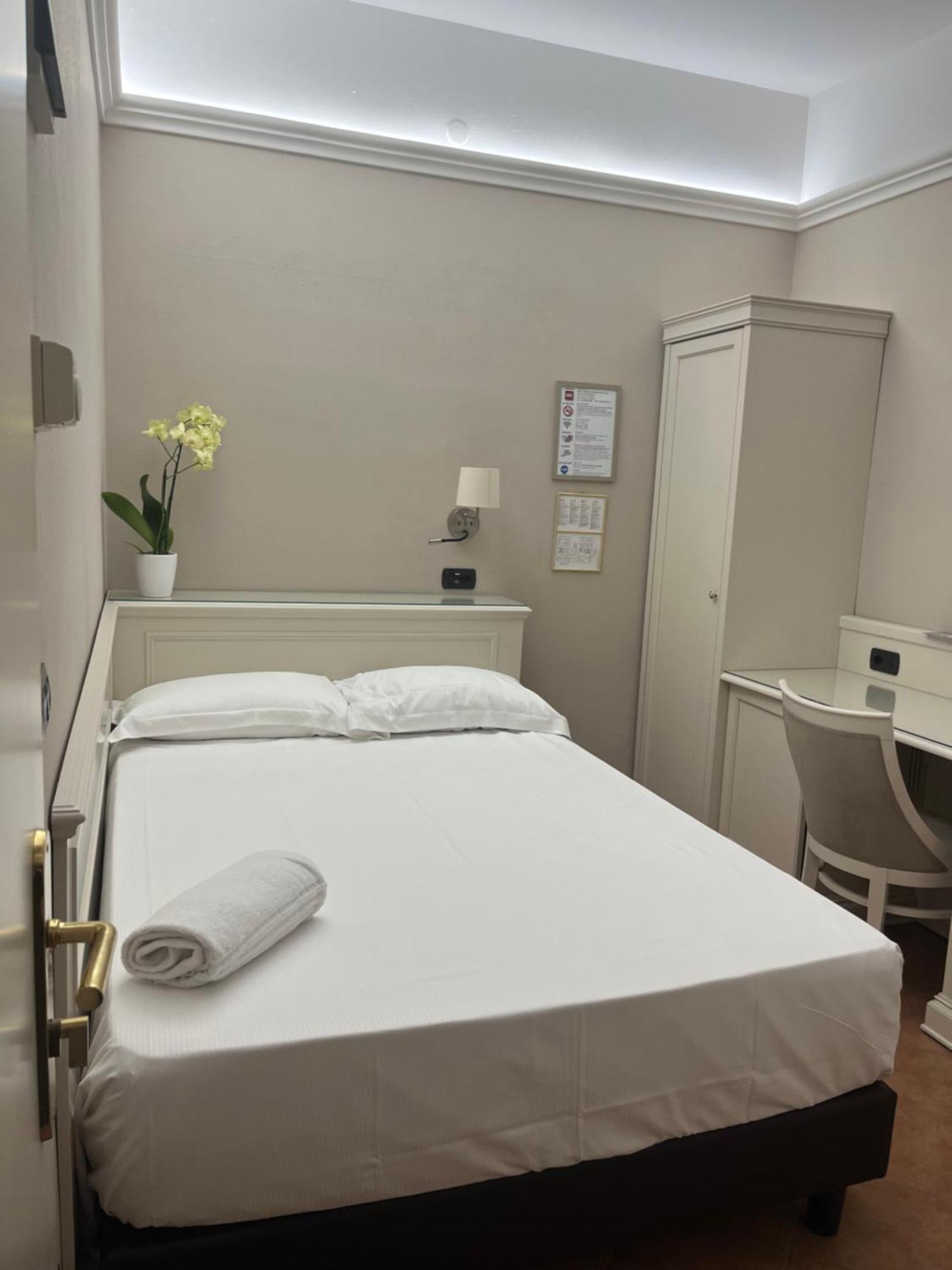 Hotel Aquila Castelfranco Emilia Exterior photo
